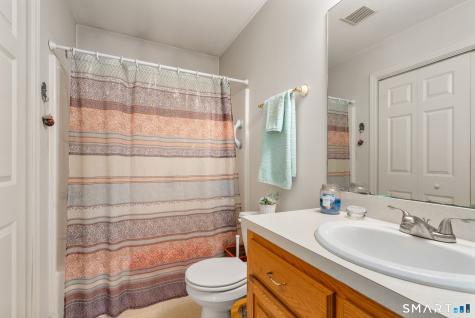 8 Crystal Ball Court Ellington CT 06029