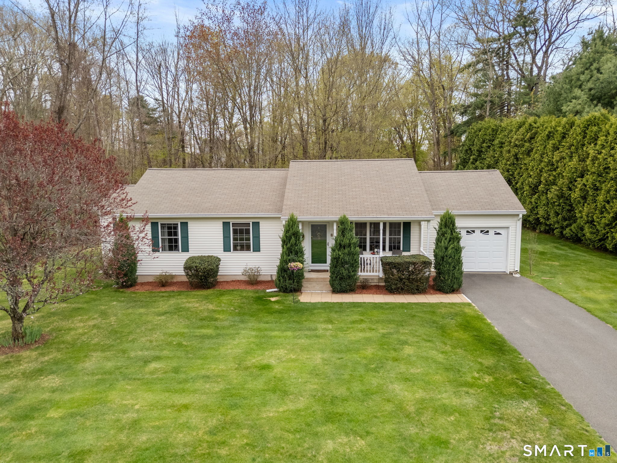 8 Crystal Ball Court Ellington CT 06029