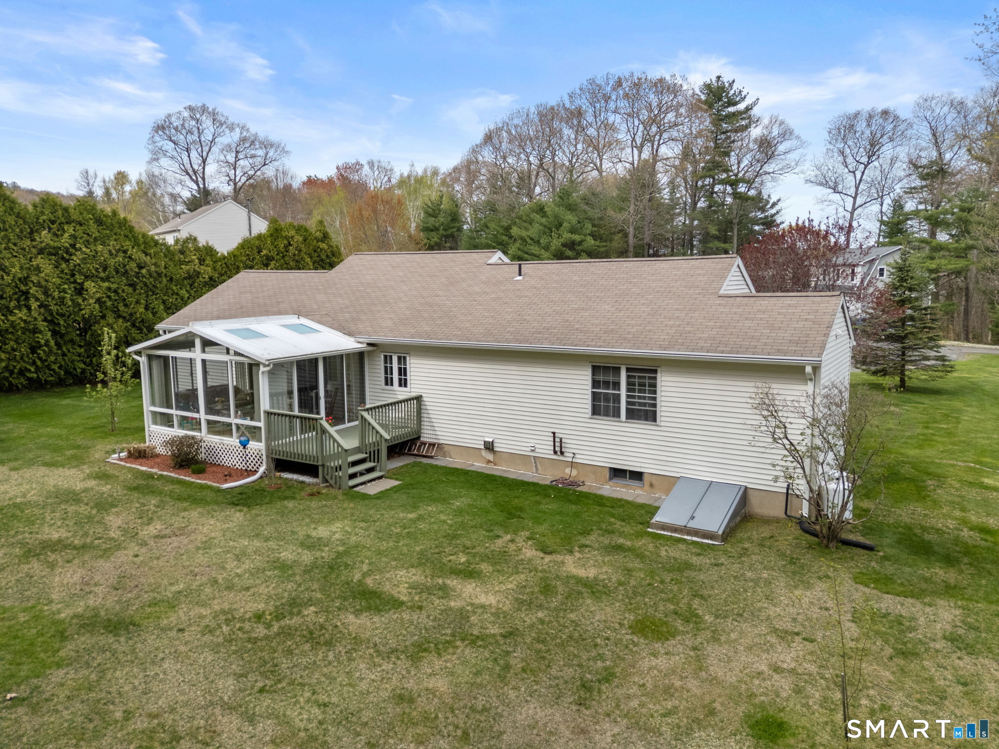 8 Crystal Ball Court Ellington CT 06029