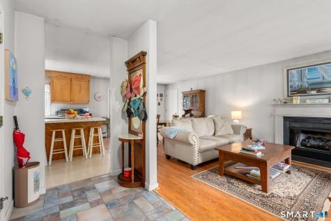 8 Crystal Ball Court Ellington CT 06029