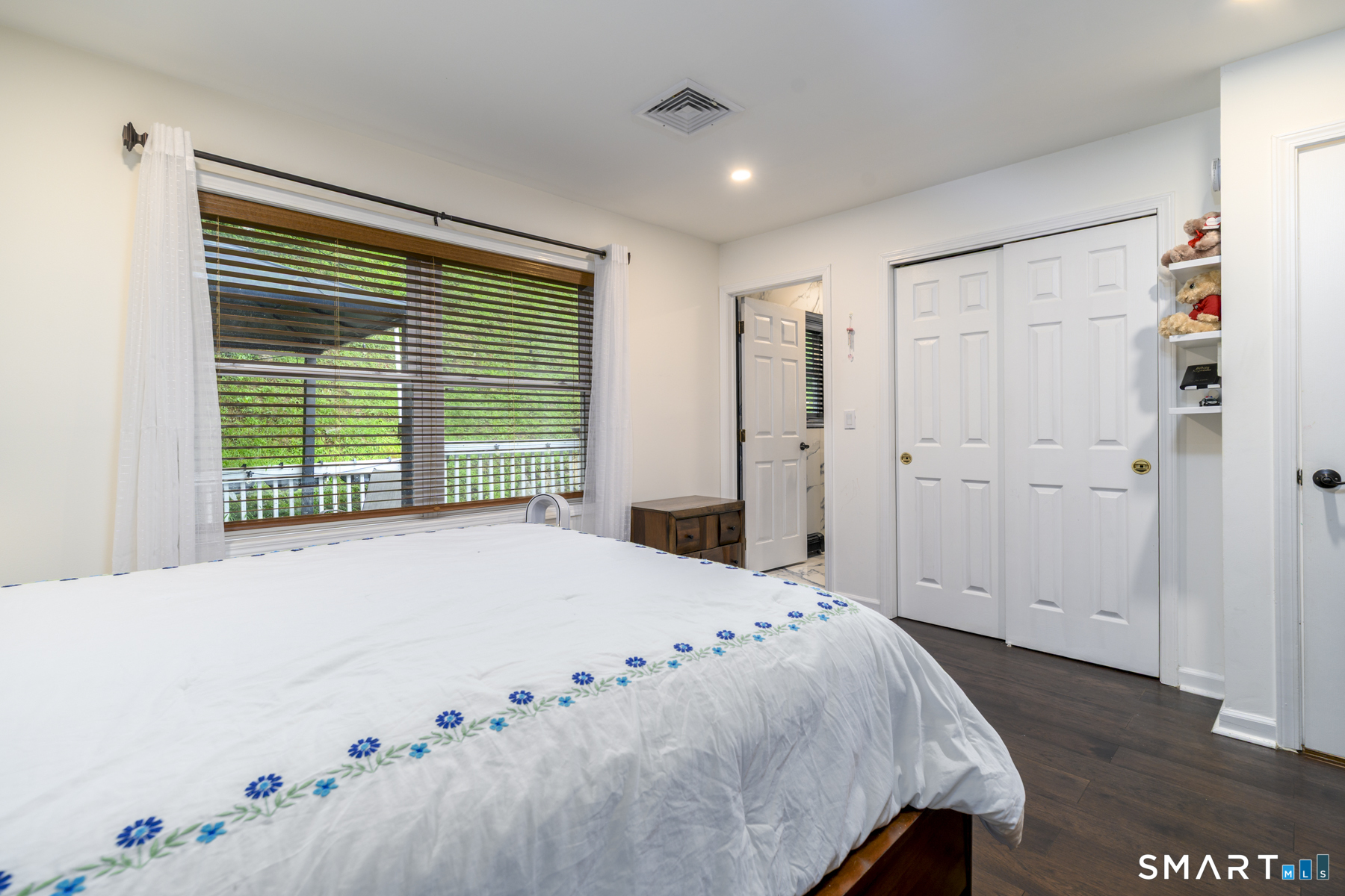 108 Perry Drive New Milford CT 06776