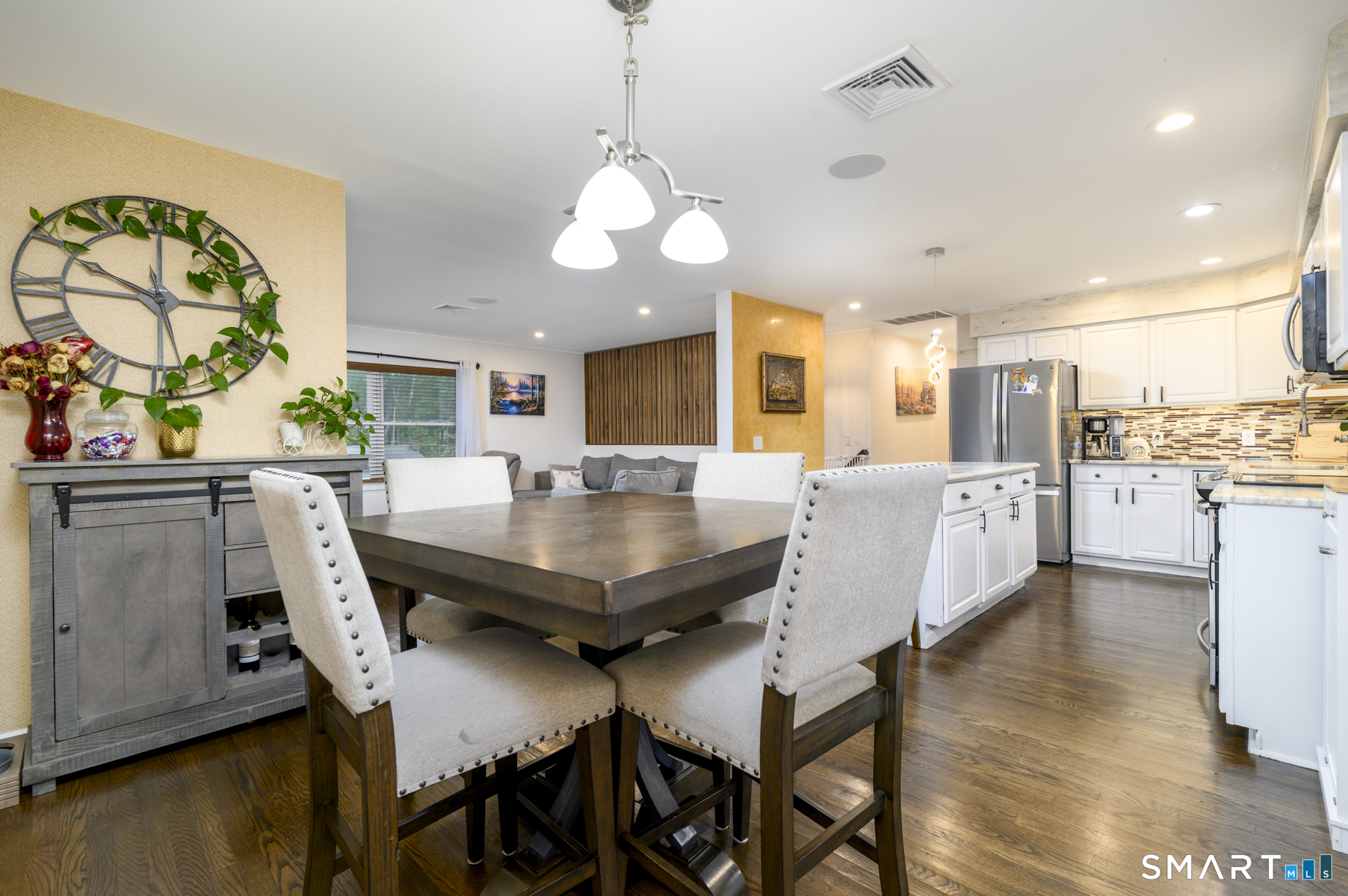 108 Perry Drive New Milford CT 06776