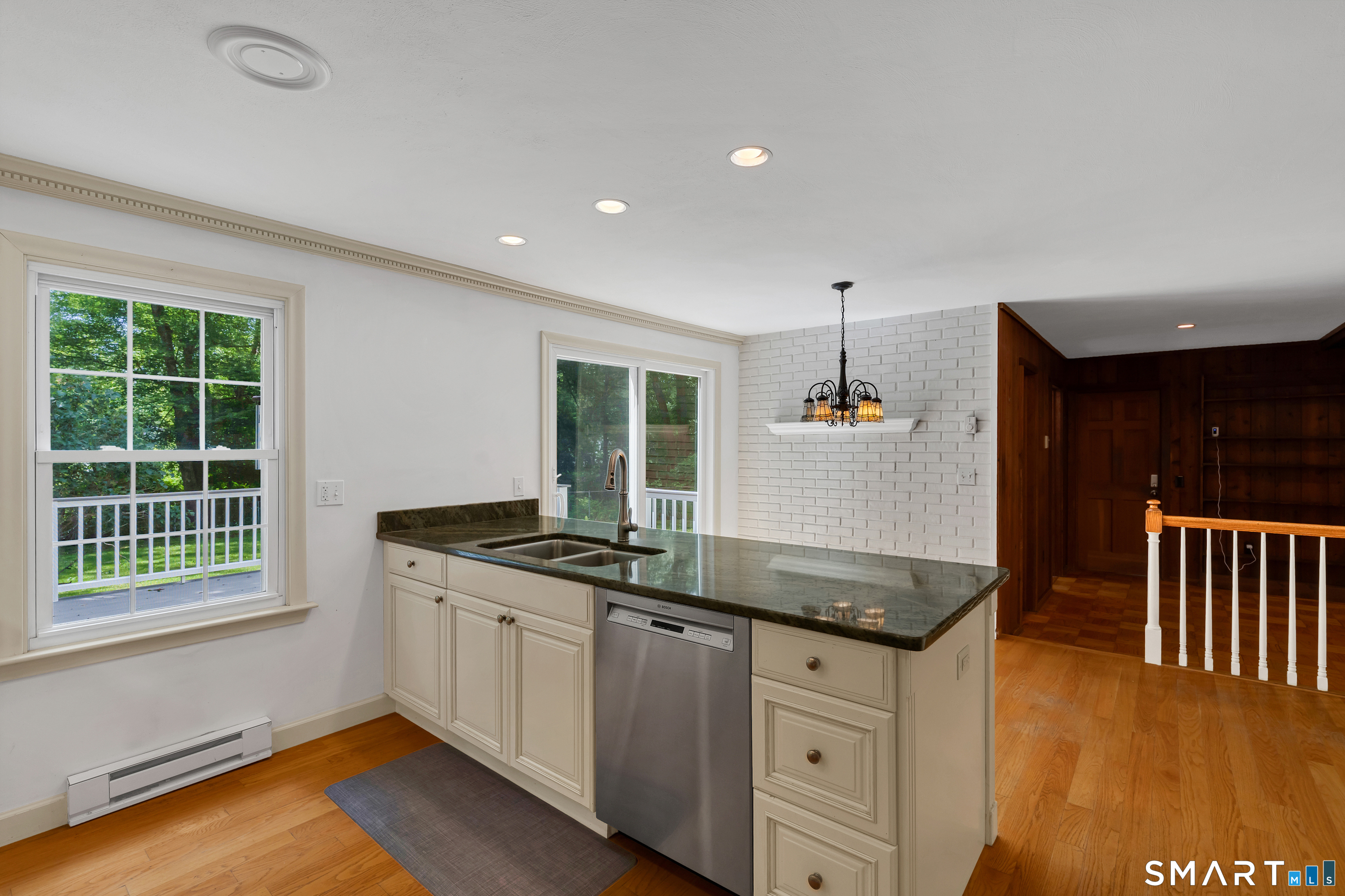 12 Wychwood Road Old Lyme CT 06371
