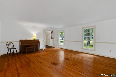 12 Wychwood Road Old Lyme CT 06371