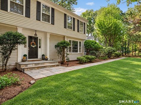 550 Wellington Drive Fairfield CT 06824