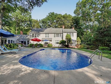 550 Wellington Drive Fairfield CT 06824