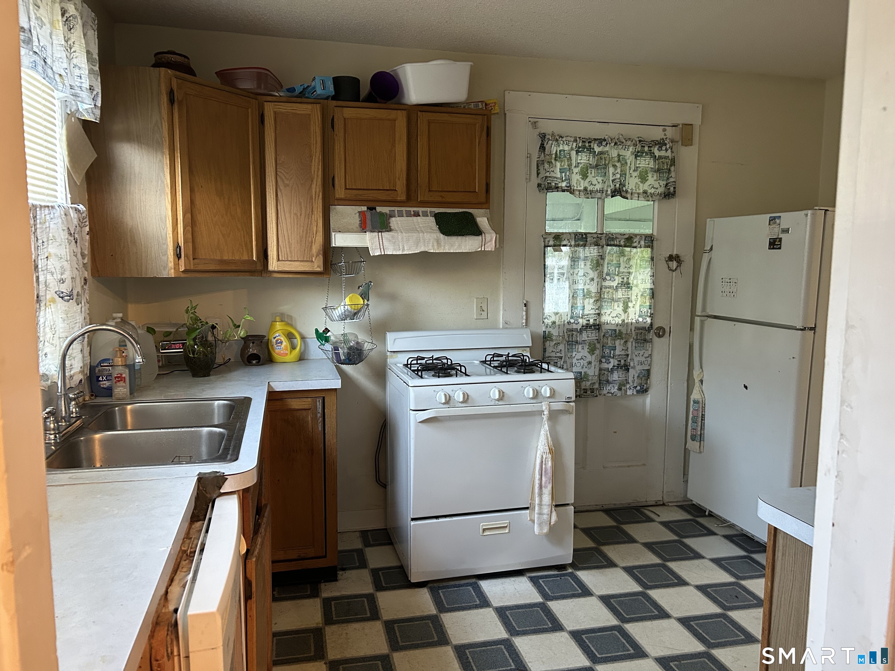 27 Harker Avenue Waterbury CT 06705