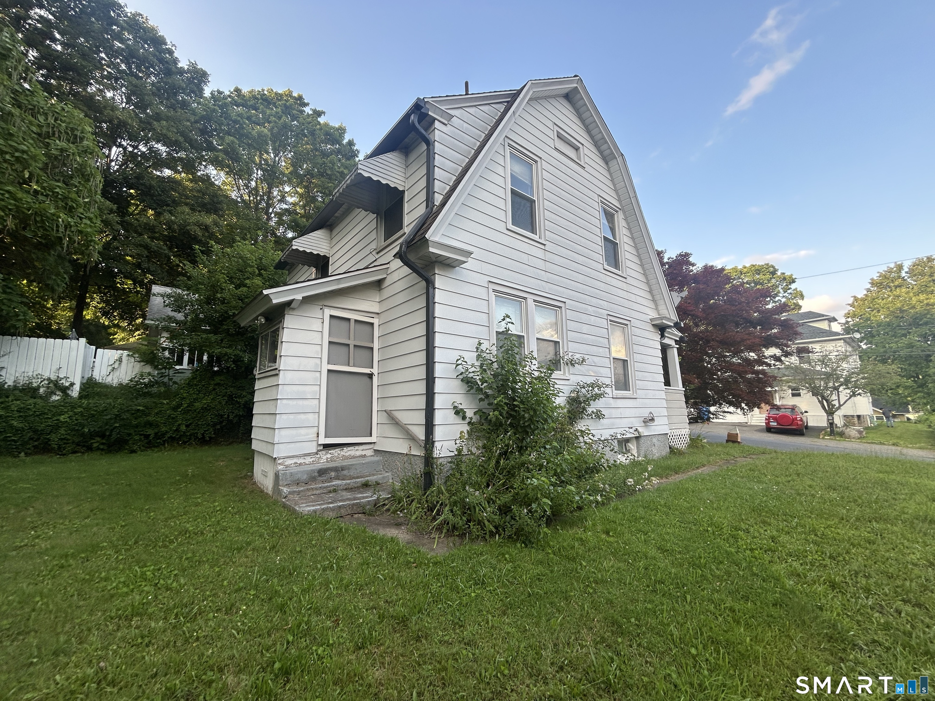 27 Harker Avenue Waterbury CT 06705