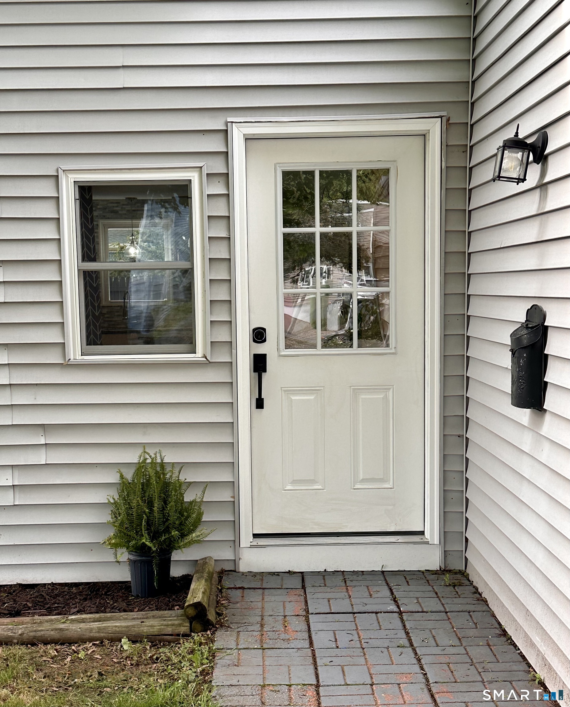 10 Inverness Lane Middletown CT 06457