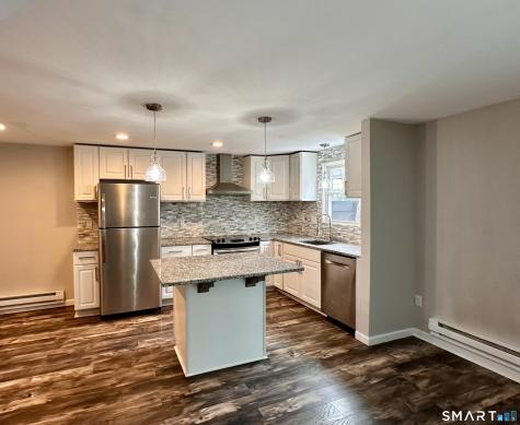 10 Inverness Lane Middletown CT 06457