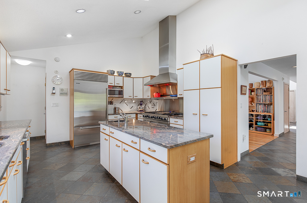 54 Rock Hill Road Woodbridge CT 06525