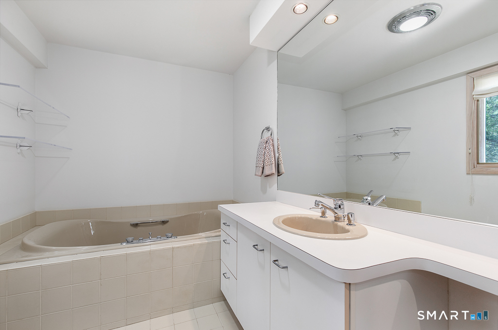 54 Rock Hill Road Woodbridge CT 06525