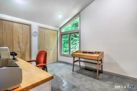 54 Rock Hill Road Woodbridge CT 06525