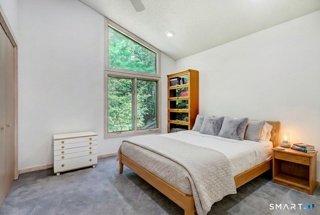 54 Rock Hill Road Woodbridge CT 06525