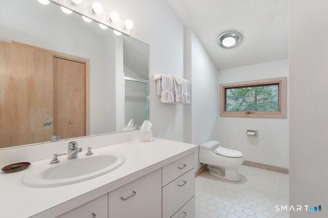 54 Rock Hill Road Woodbridge CT 06525