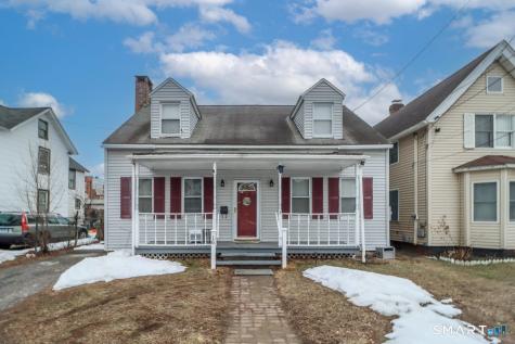 16 Nicholas Square New Milford CT 06776