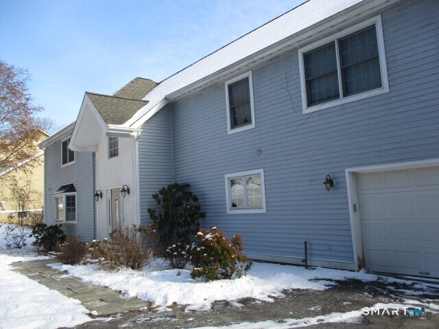 139 Wyndover Lane Stamford CT 06902