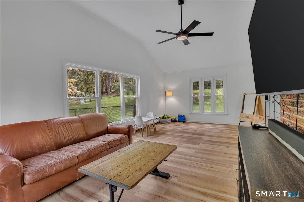 961 Middlebury Road Middlebury CT 06762