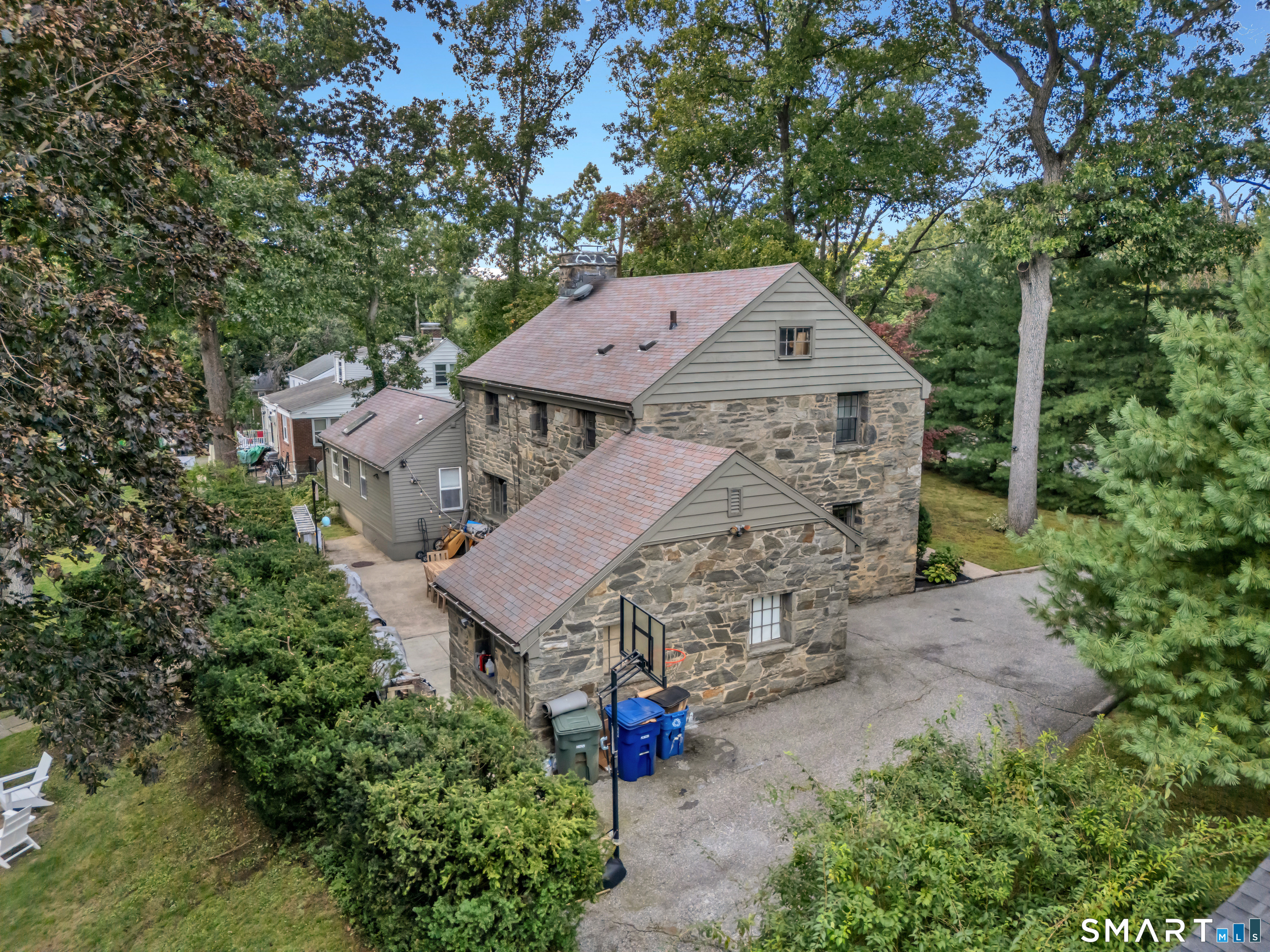 60 Broadbridge Road Bridgeport CT 06610