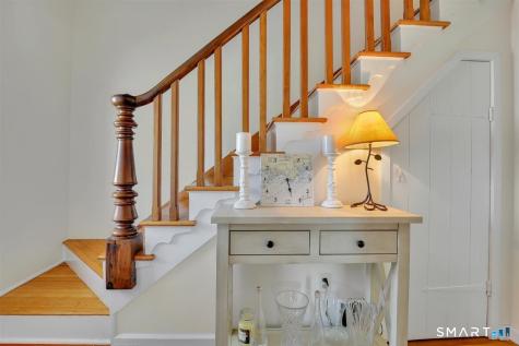 33 Seaside Avenue Guilford CT 06437