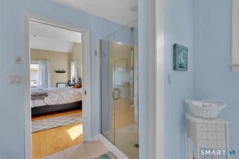33 Seaside Avenue Guilford CT 06437