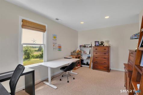 33 Seaside Avenue Guilford CT 06437