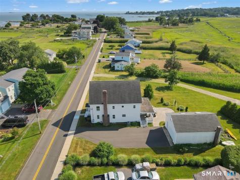 33 Seaside Avenue Guilford CT 06437