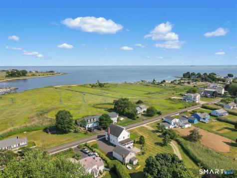 33 Seaside Avenue Guilford CT 06437