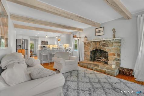 33 Seaside Avenue Guilford CT 06437