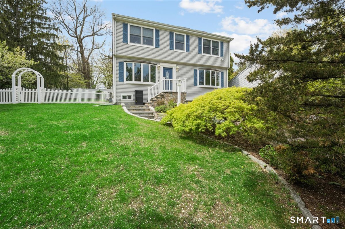 293 Bouton West Street Stamford CT 06907