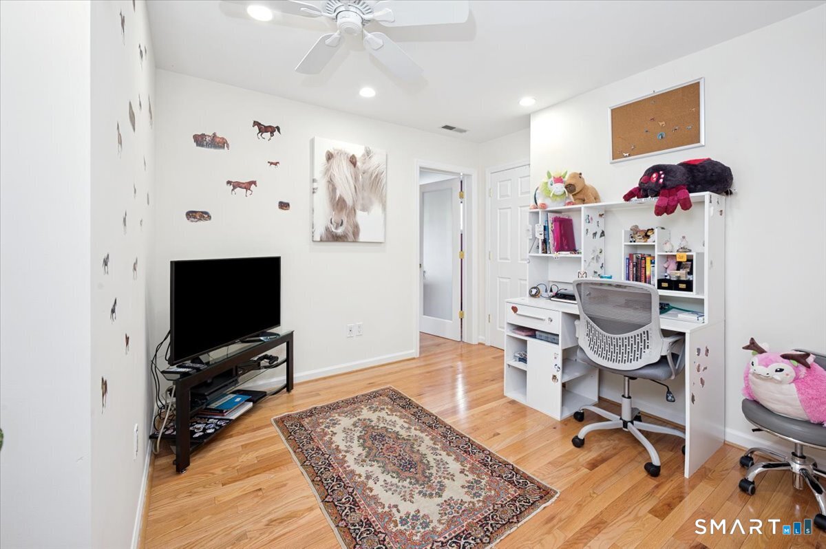 293 Bouton West Street Stamford CT 06907