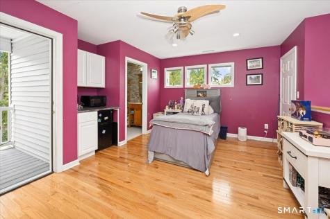 293 Bouton West Street Stamford CT 06907