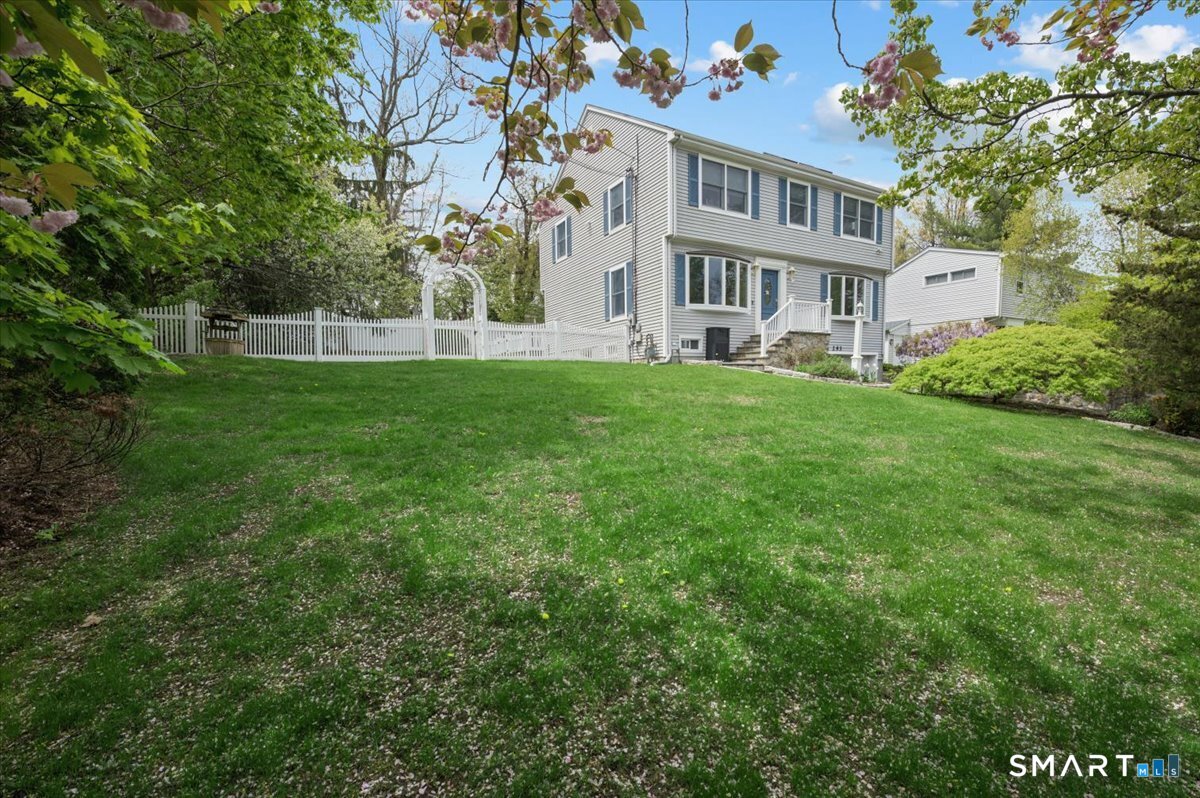 293 Bouton West Street Stamford CT 06907