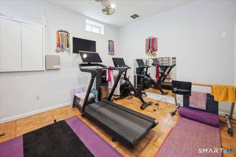 293 Bouton West Street Stamford CT 06907