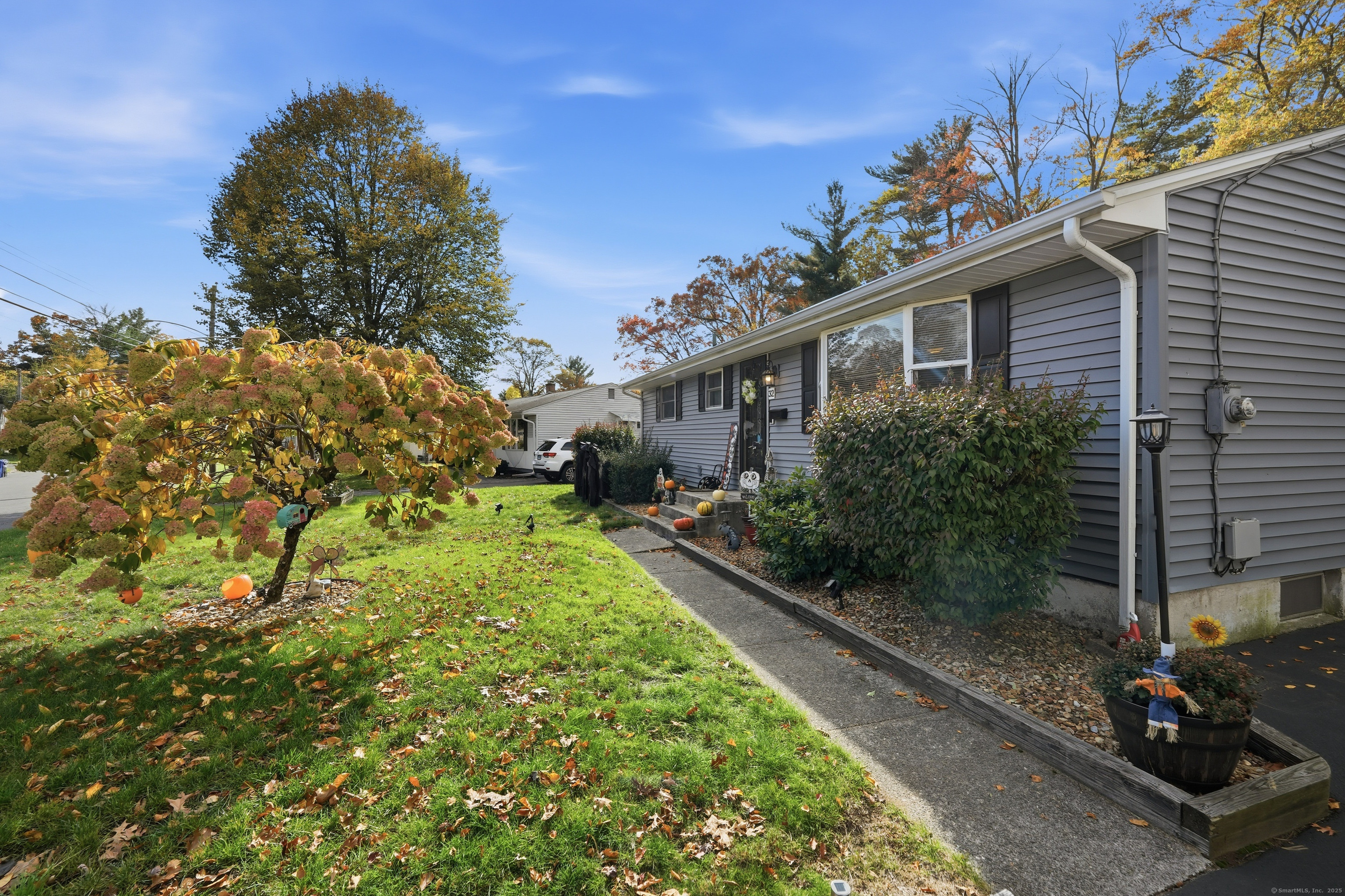 32 Magnolia Drive Enfield CT 06082