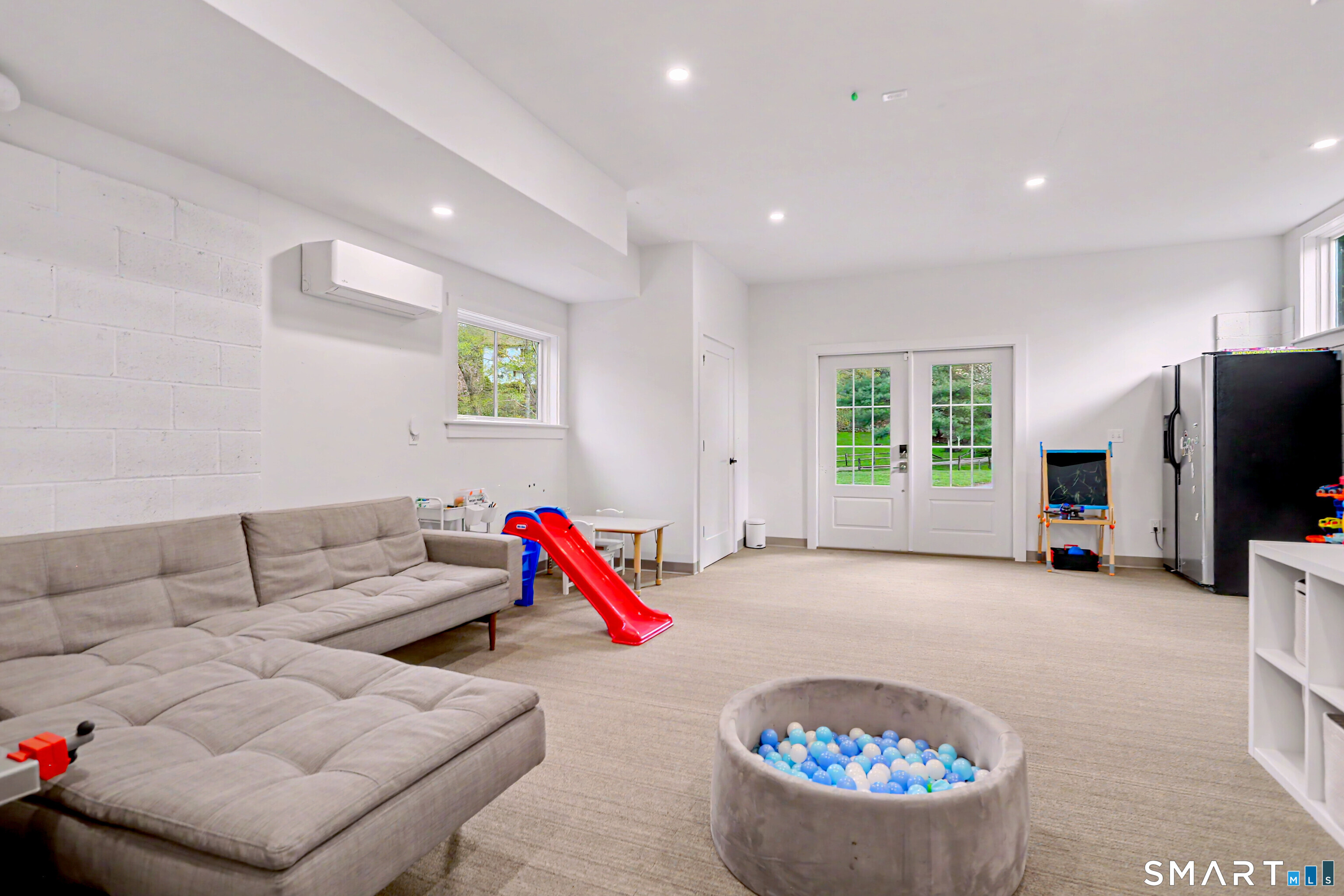 10 Cedar Lane Weston CT 06683
