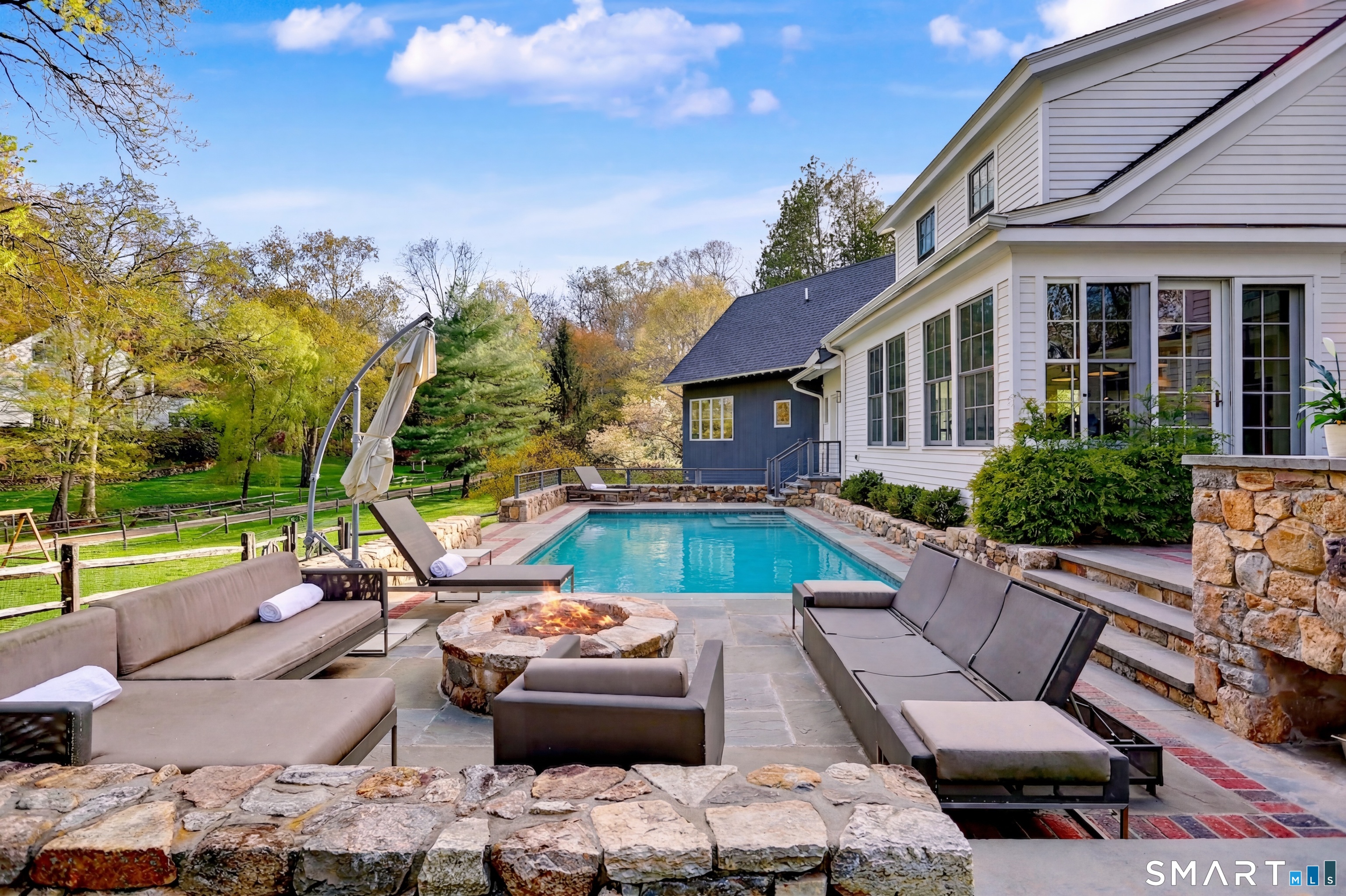 10 Cedar Lane Weston CT 06683