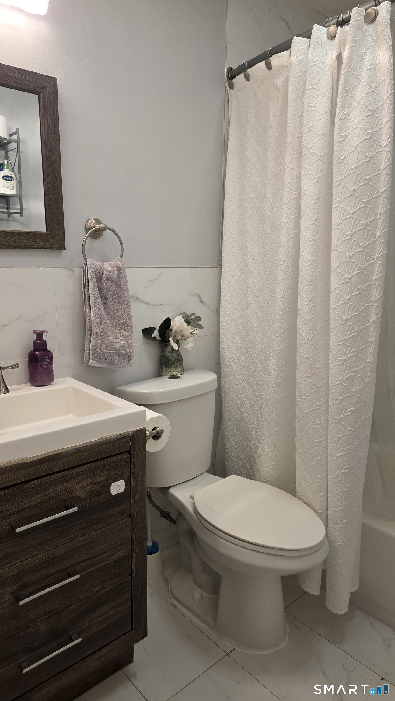 18 Greenmount Terrace Waterbury CT 06708