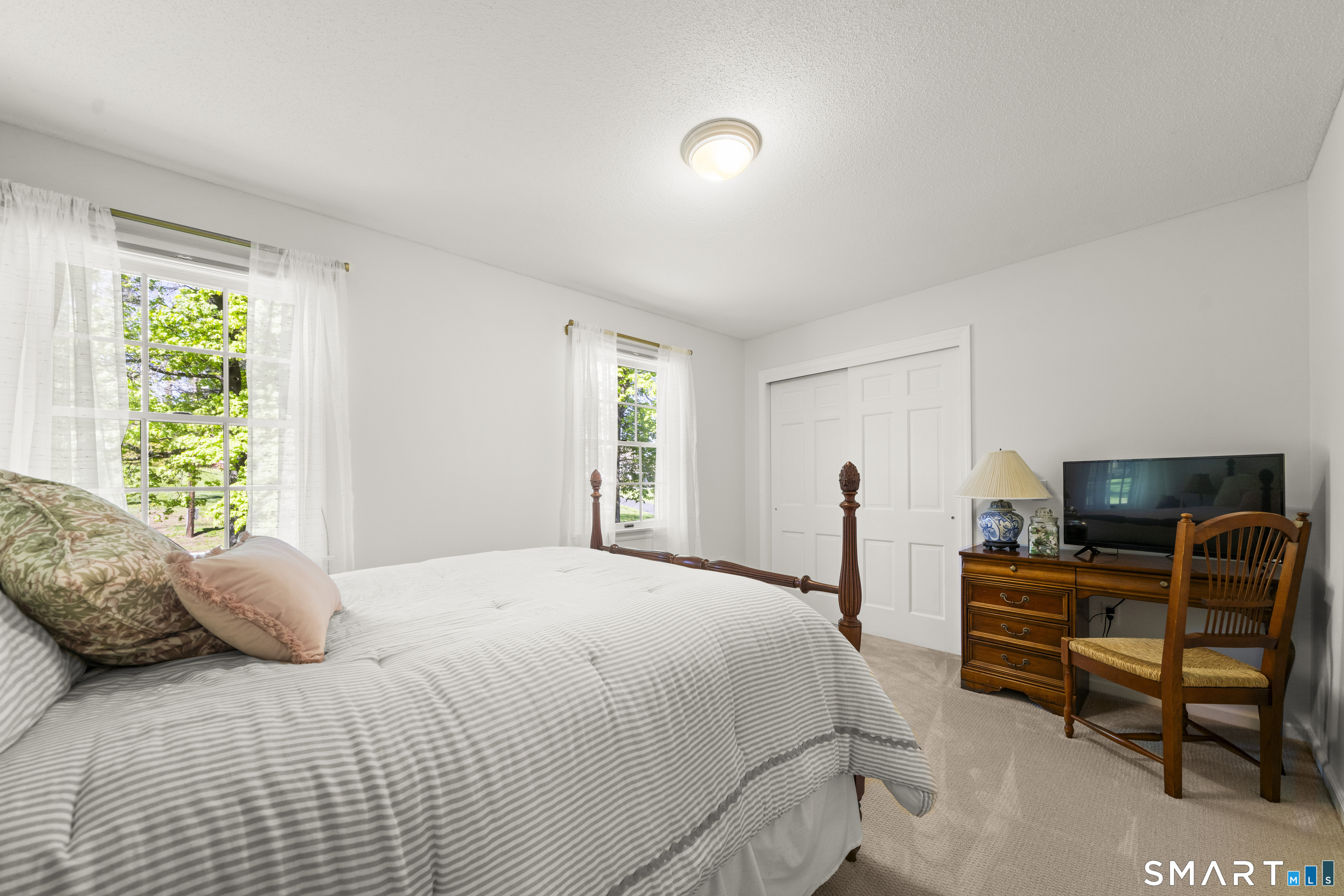 90 Russell Avenue Suffield CT 06078