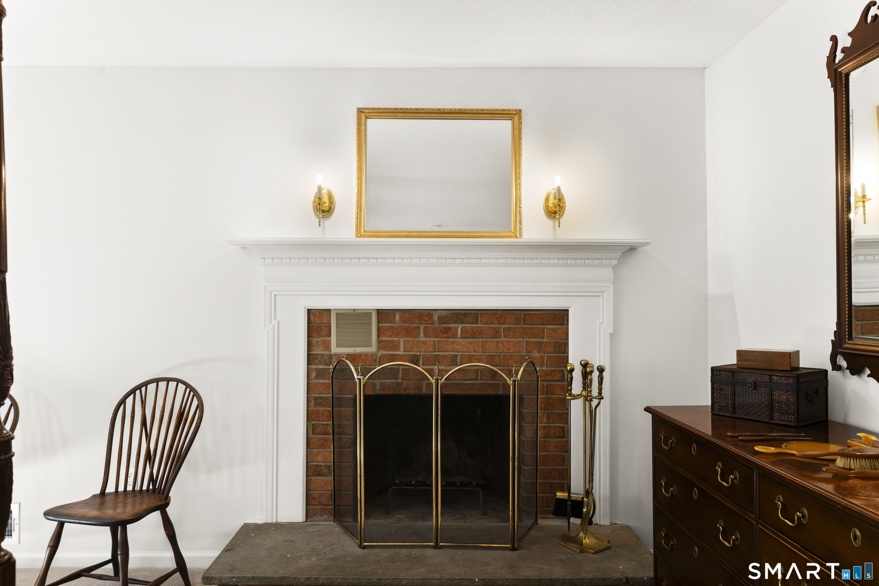 90 Russell Avenue Suffield CT 06078