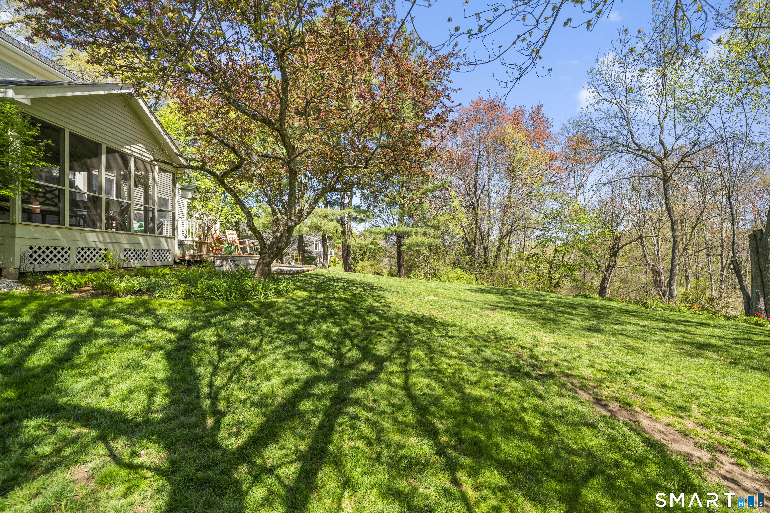 90 Russell Avenue Suffield CT 06078