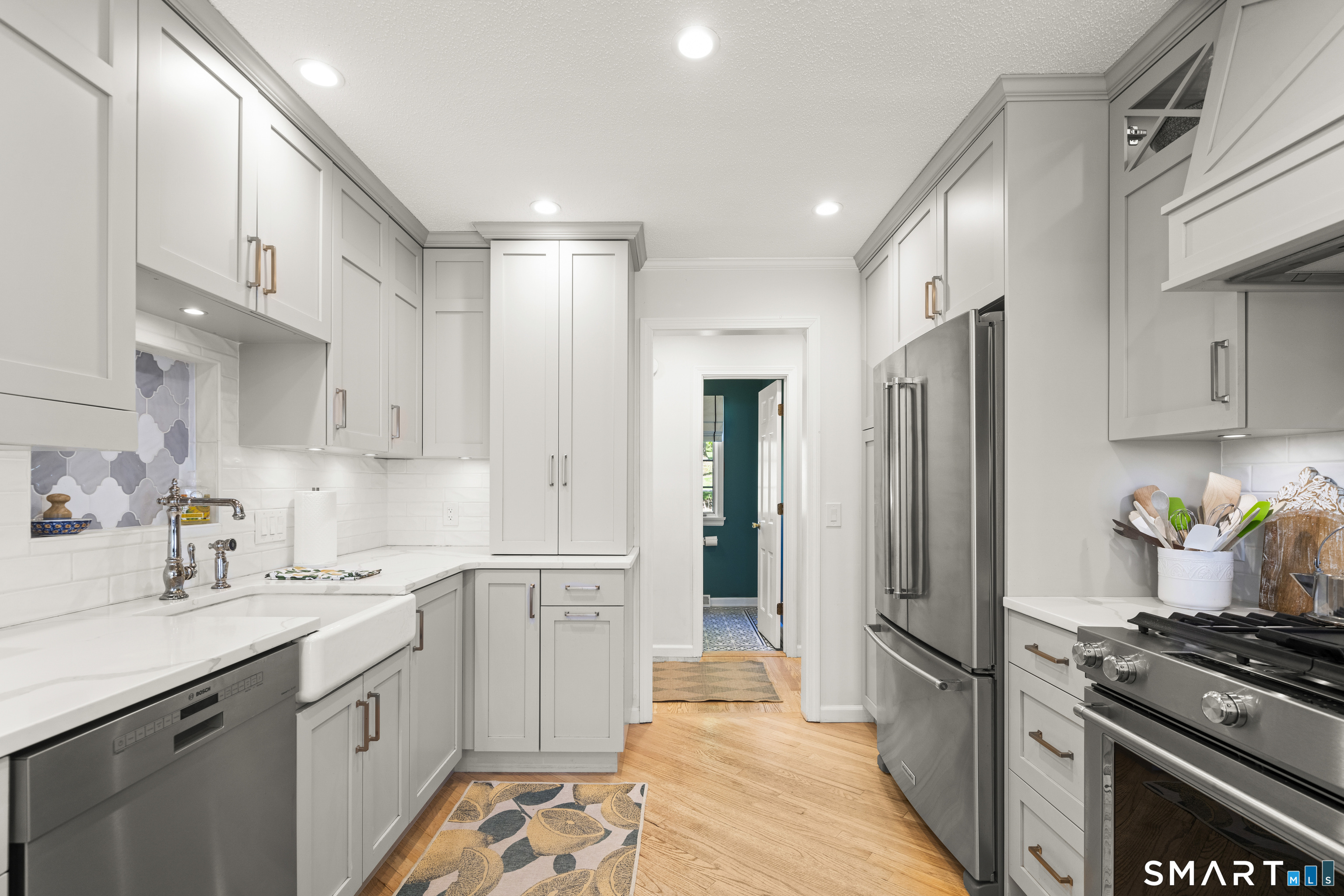 90 Russell Avenue Suffield CT 06078