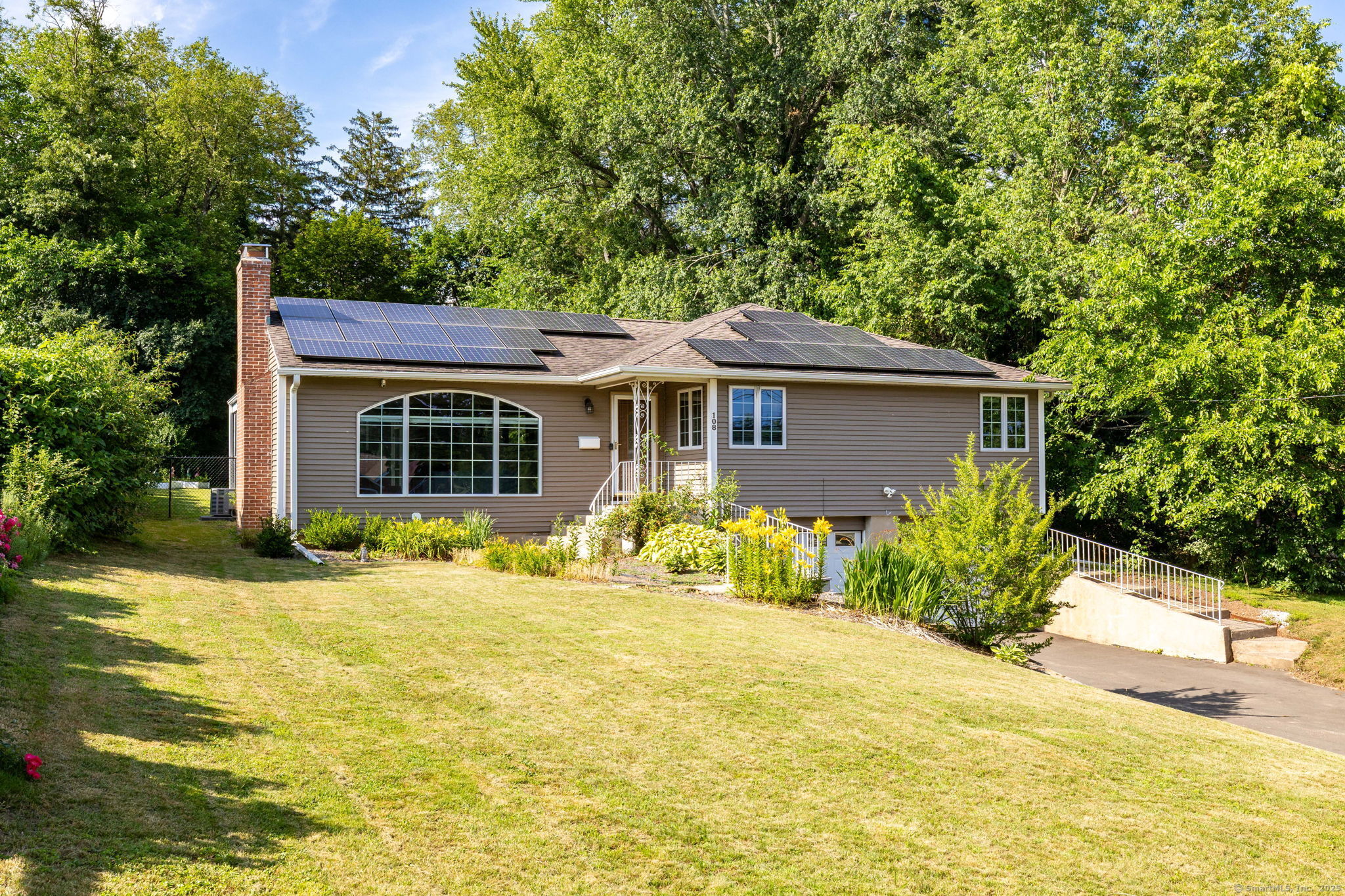 108 Flagg Road West Hartford CT 06117