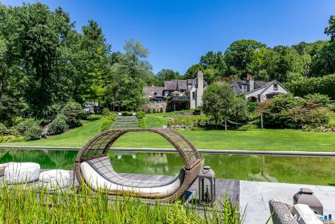 148 Taunton Hill Road Newtown CT 06470