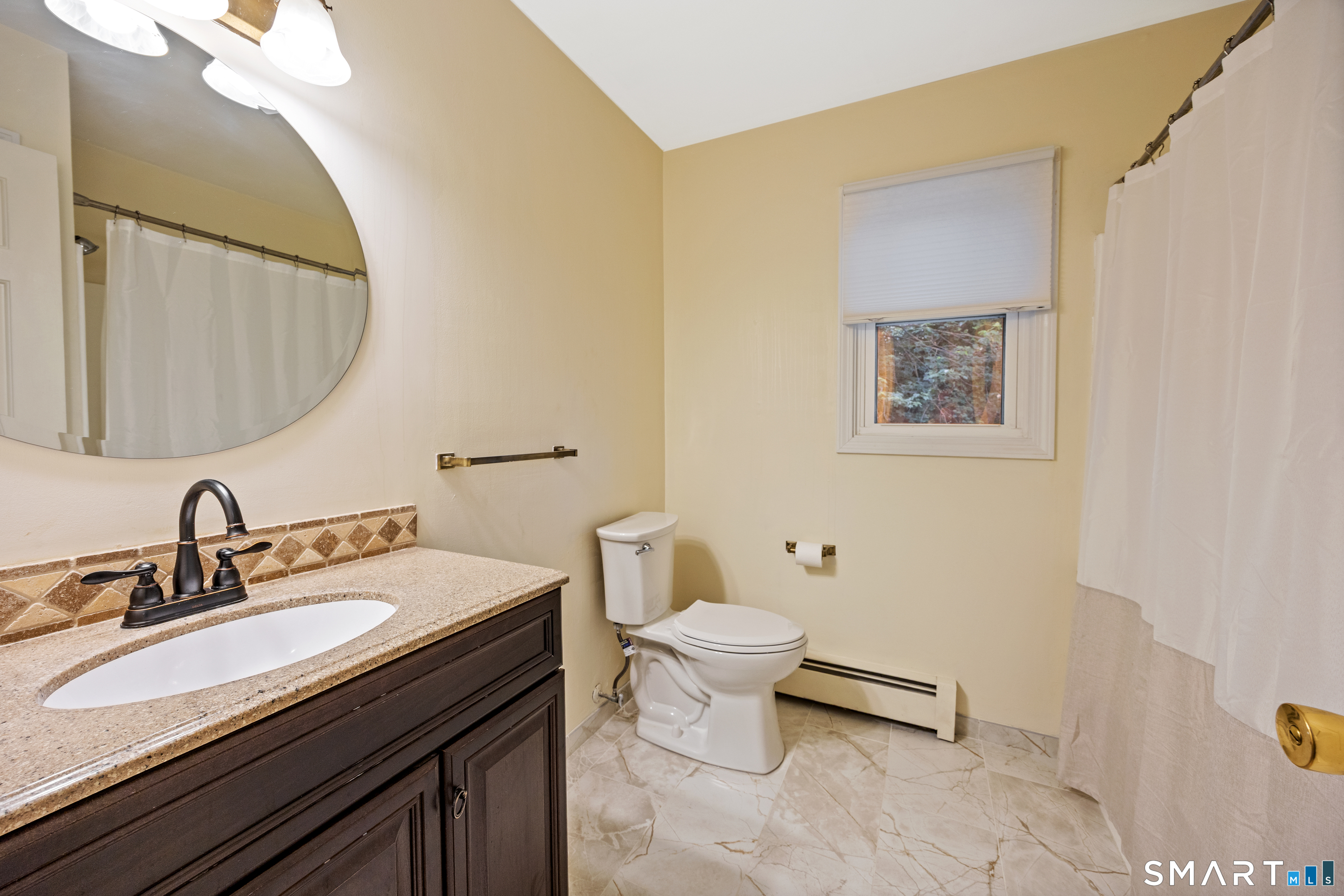 14 Colonial Court Cheshire CT 06410