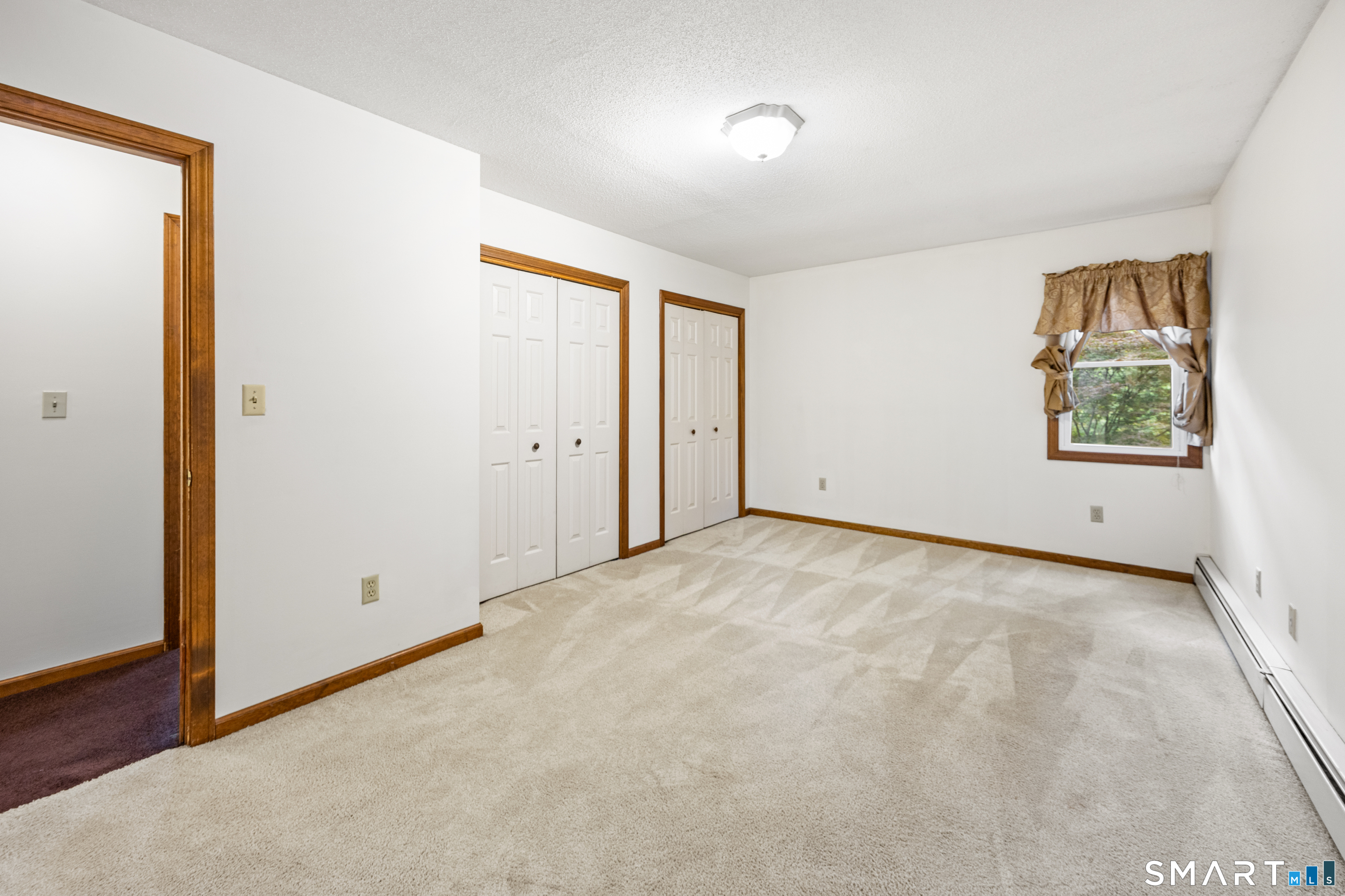 14 Colonial Court Cheshire CT 06410