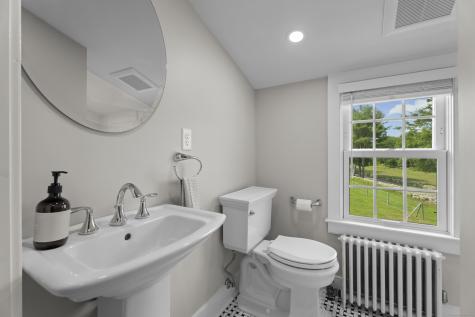 1189 Pequot Trail Stonington CT 06378