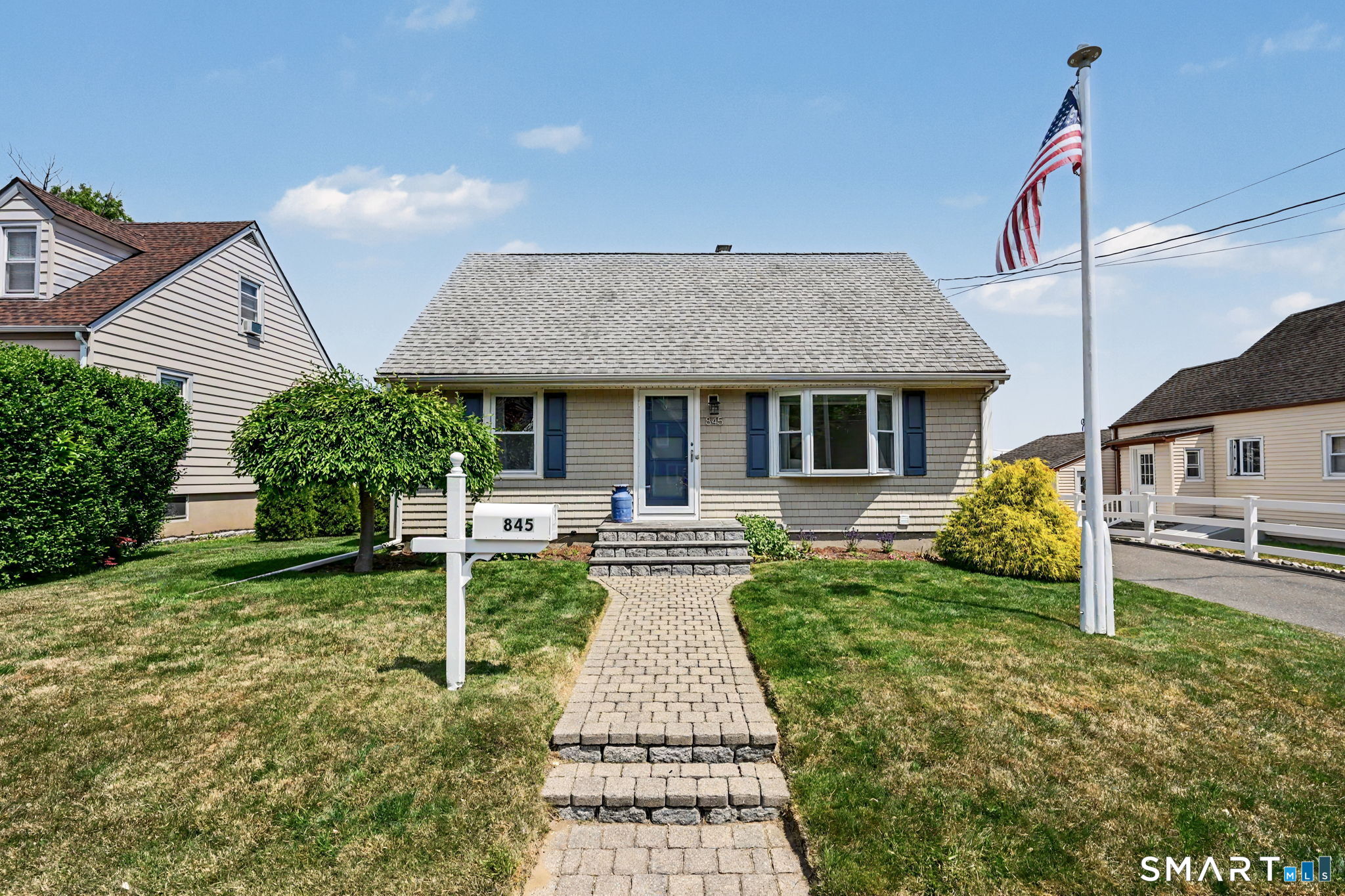 845 Knapps Highway Fairfield CT 06824