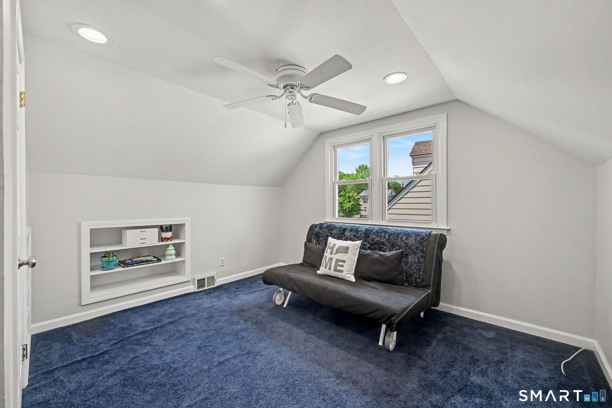845 Knapps Highway Fairfield CT 06824