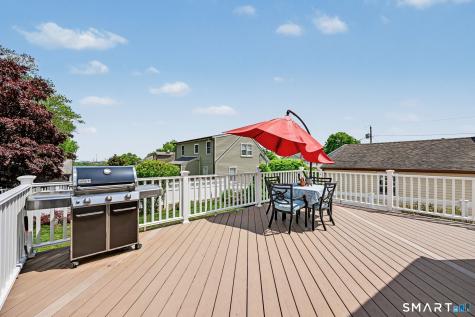 845 Knapps Highway Fairfield CT 06824